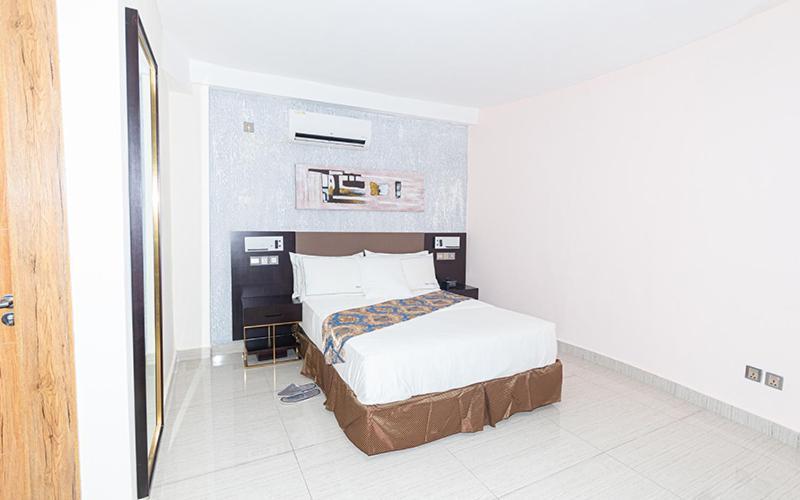 Hotel Le Figaro دوالا المظهر الخارجي الصورة