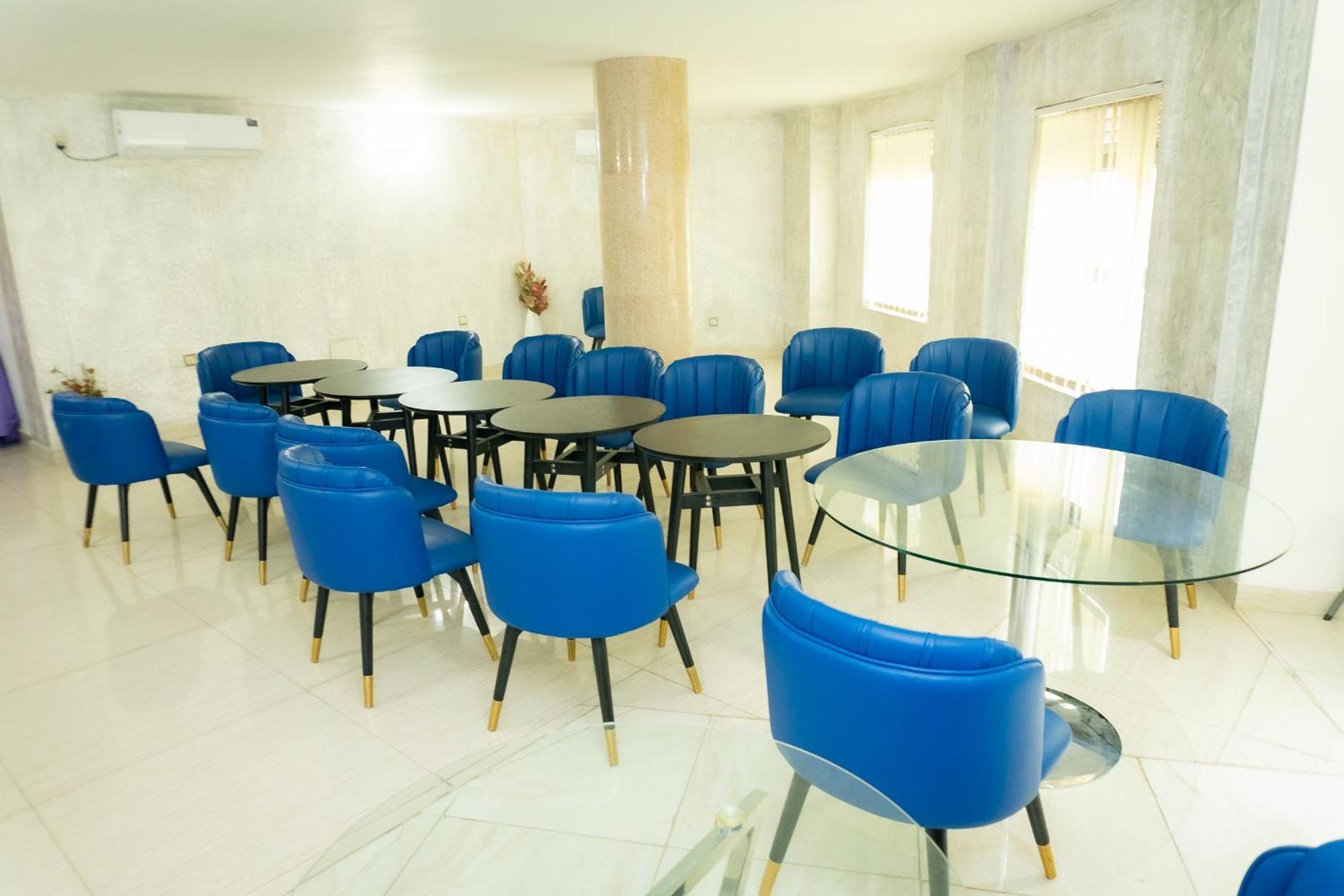 Hotel Le Figaro دوالا المظهر الخارجي الصورة